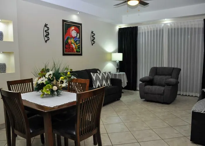 Aparthotel The Oaks 88 *
